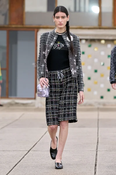 Look 47